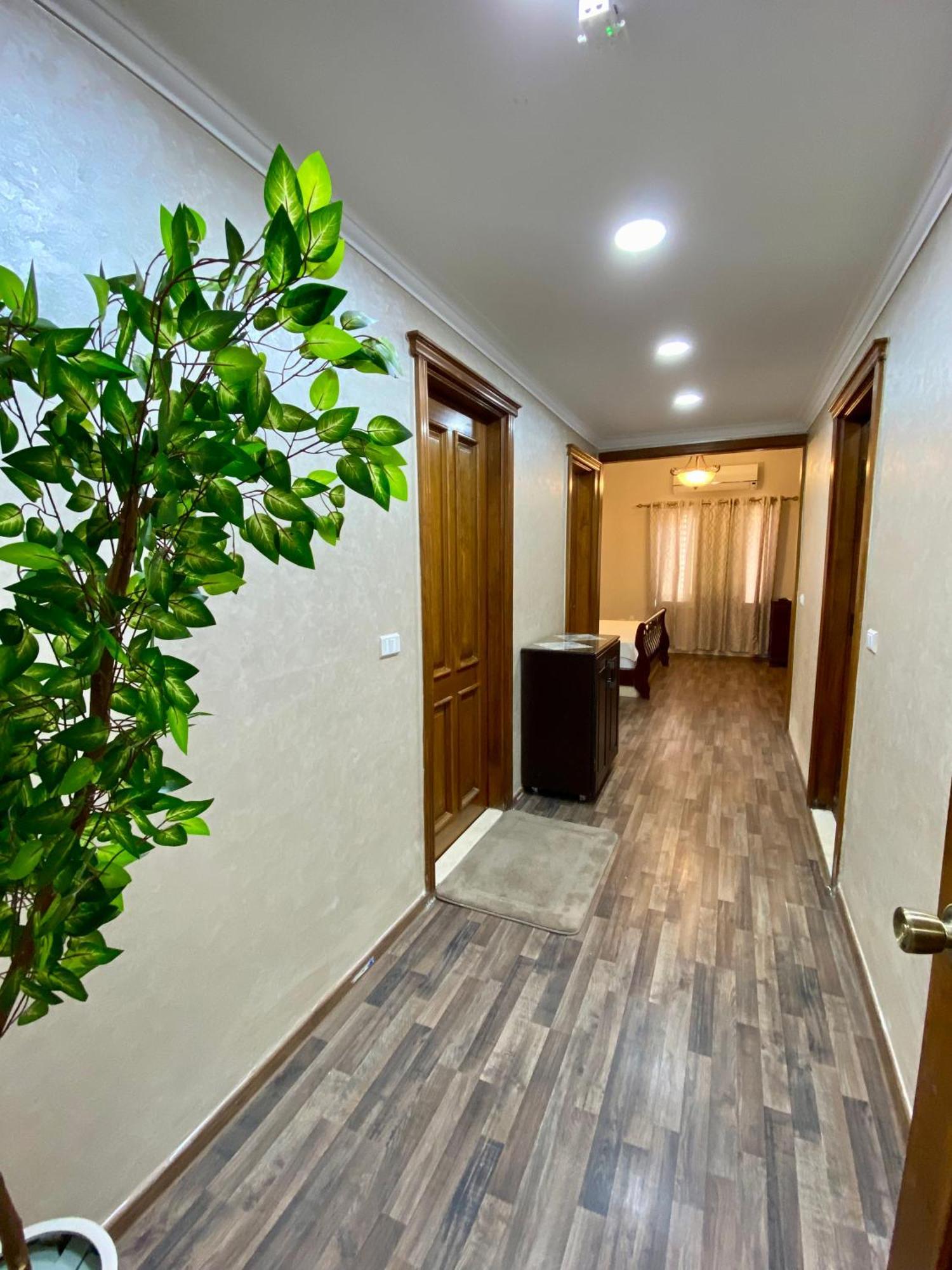 By Seven Seasons Apartment